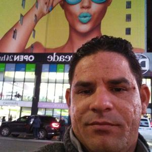 Meet your Posher, Ernesto javier